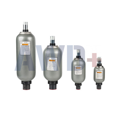 NXQ-A-50/31.5-L-Y - Пневмогидравлический баллонный аккумулятор, V=50л, Рмакс=315бар, G2", (NBR, -20°C...+85°C ), газовый клапан 5/8” UNF